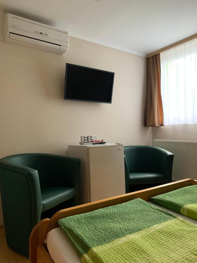 Fenyves Family Rooms And Bungalows Hajduszoboszlo Luaran gambar